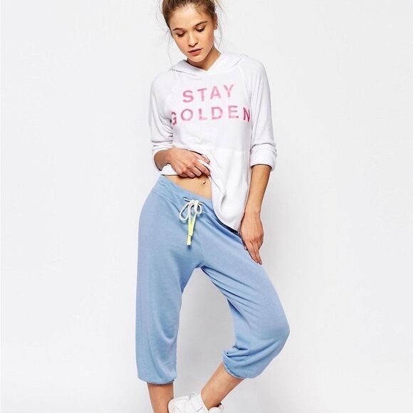 ✨ Sundry Light Terry Capri Sweatpants✨ - Picture 1 of 8